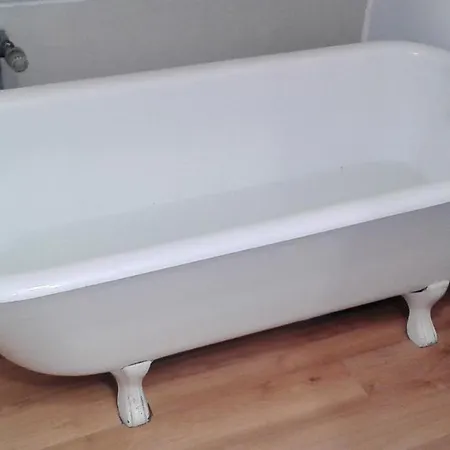 Junge Bestlage & Badewanne Bremen